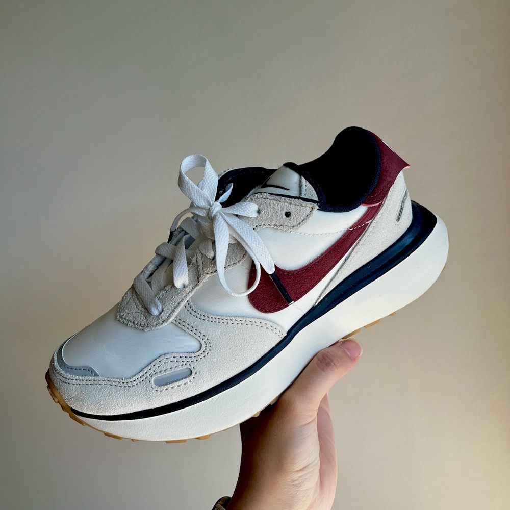 Nike Phoenix Waffles